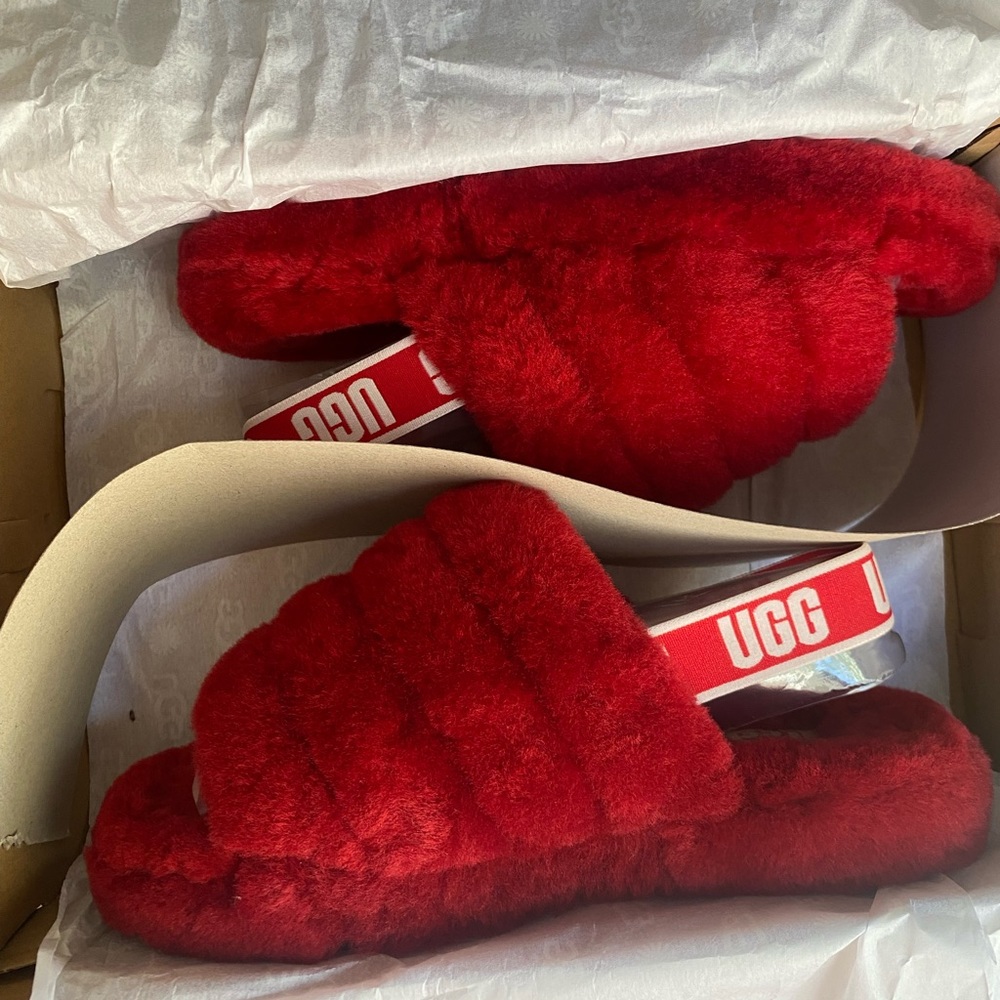 Ugg slides